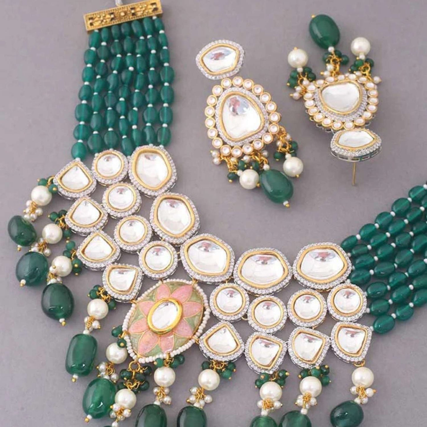 Emerald Reema Kundan Jewellery Set