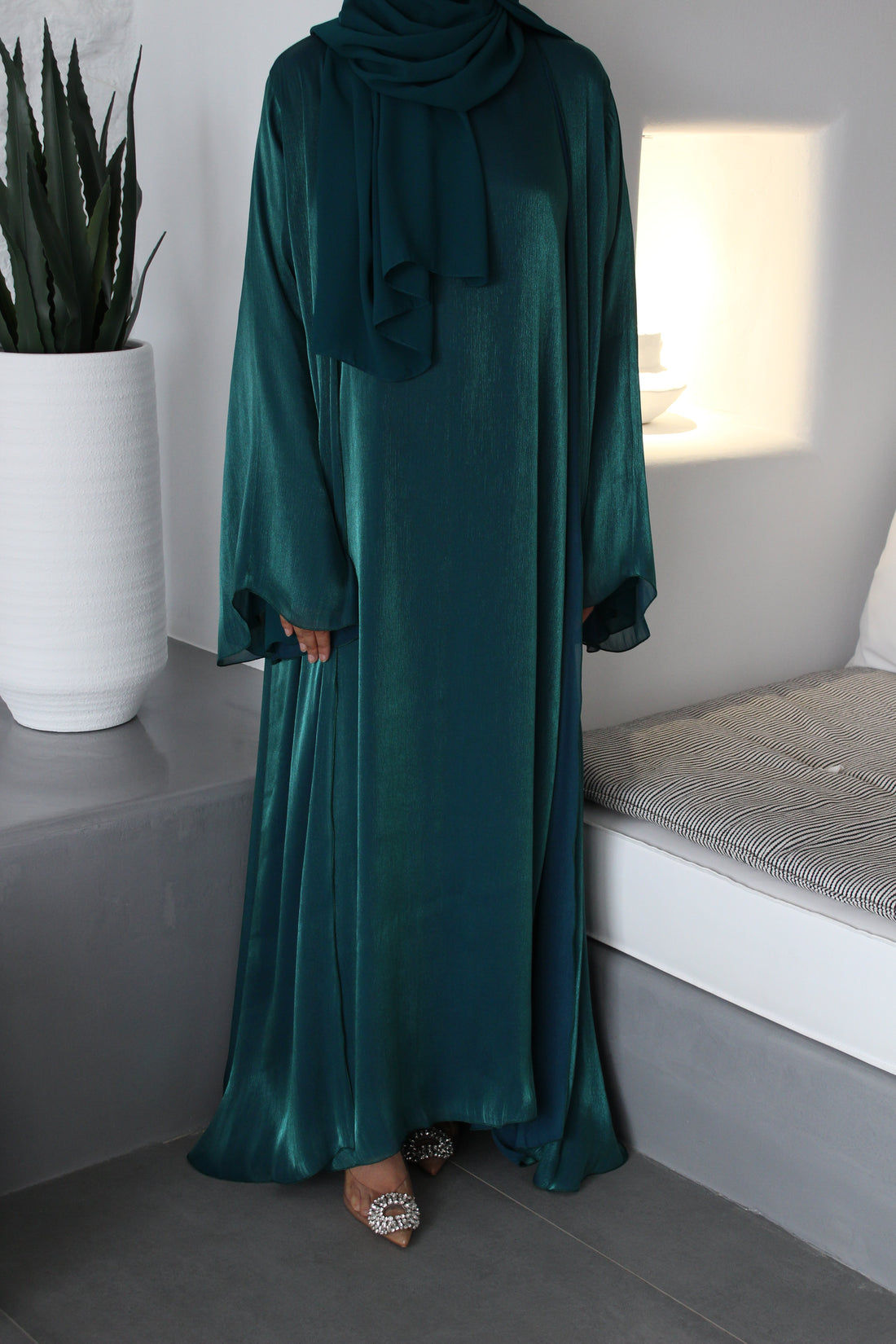 Emerald Shimmer Veil Abaya