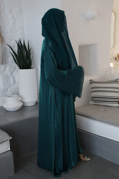 Emerald Shimmer Veil Abaya